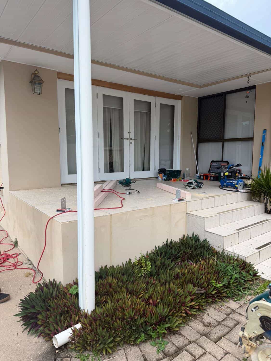 Old balustrade before renovation Brisbane